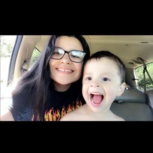 Meet your Posher, Amelia